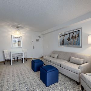 Standard Double Suite